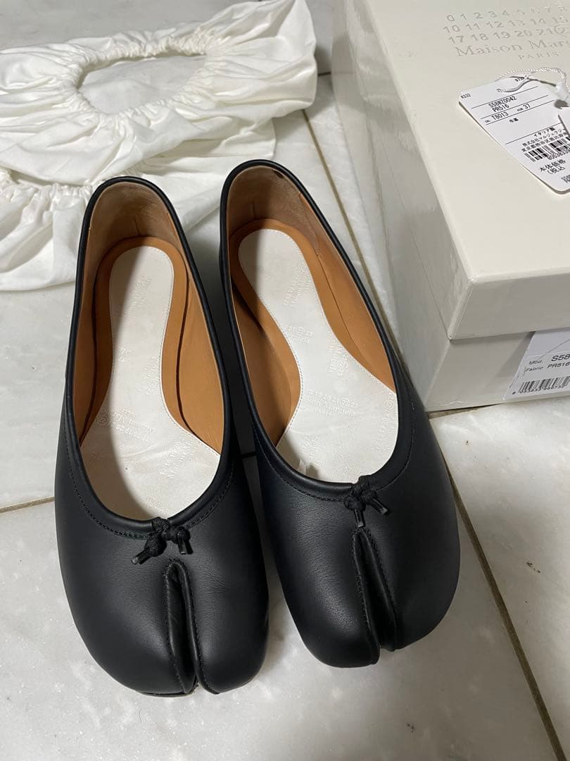 mimiです。マルジェラ　タビバレエシューズ37ブラックTABIバレエ