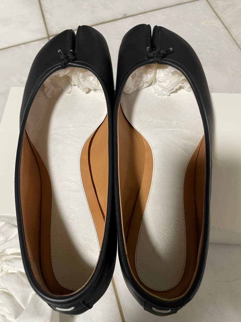 mimiです。マルジェラ　タビバレエシューズ37ブラックTABIバレエ