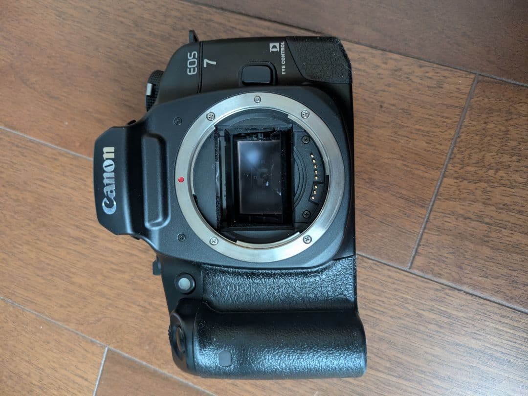 Canon EOS 7 フィルム一眼レフカメラ