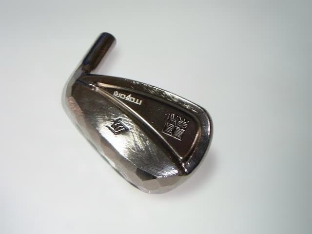 ”新品”ITOBORI (一刀彫) ハーフキャビティバック アイアン 9番ヘット
