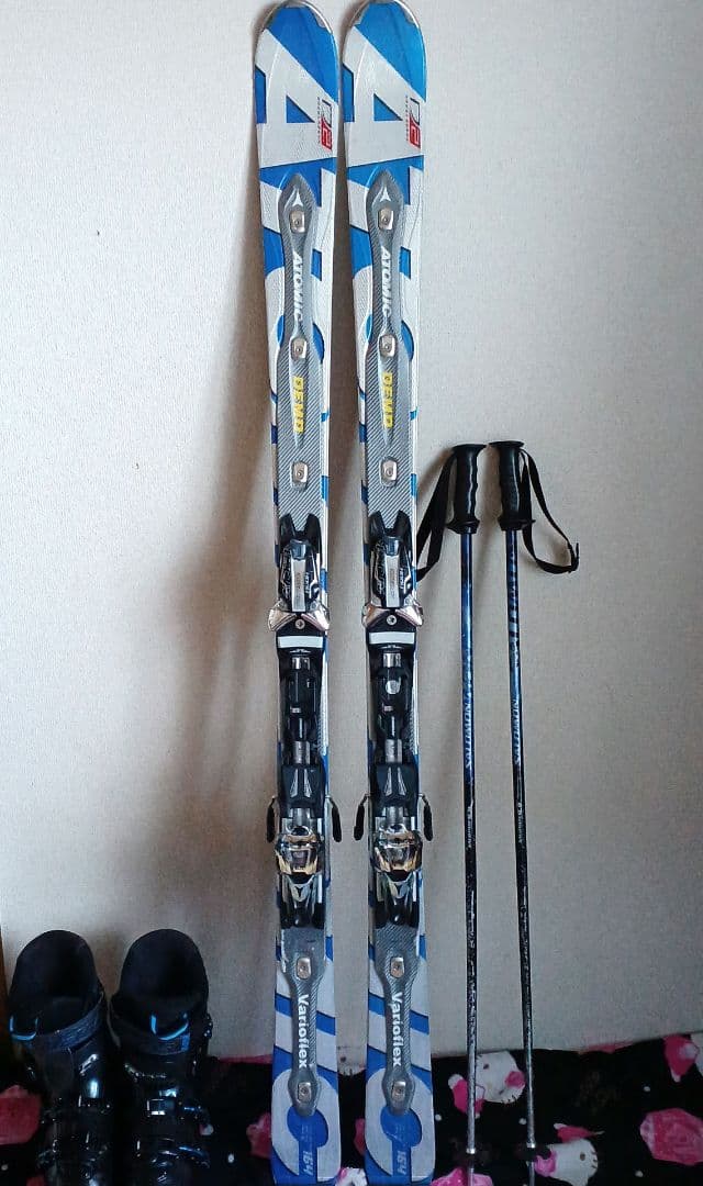 アトミック ATOMIC スキー板165㎝ Hartブーツ26㎝　ストック付き