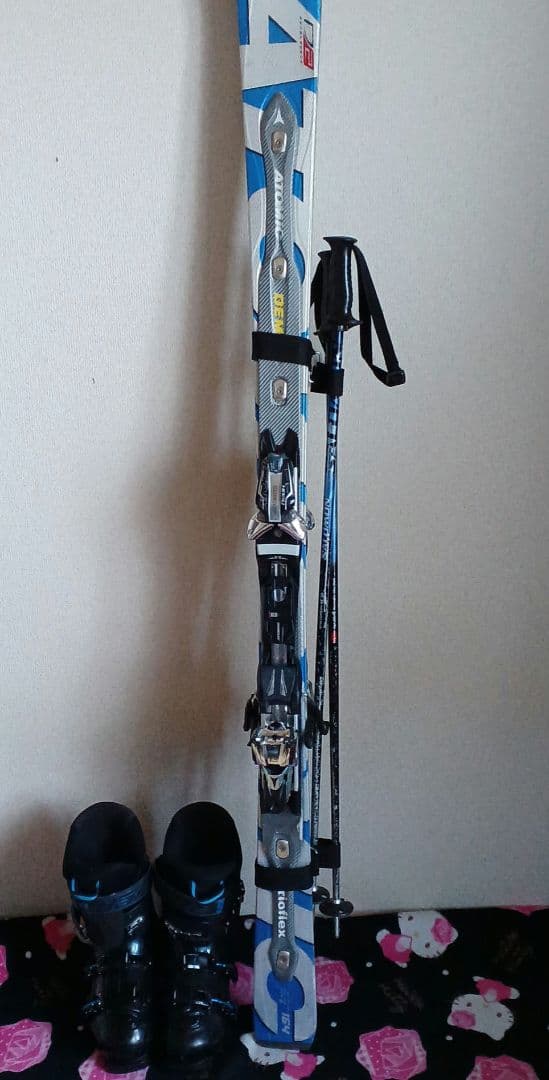 アトミック ATOMIC スキー板165㎝ Hartブーツ26㎝　ストック付き