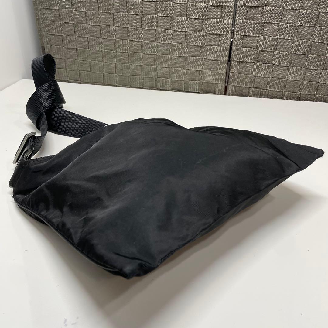 S*。様 PRADA ナイロン　ショルダーバッグ