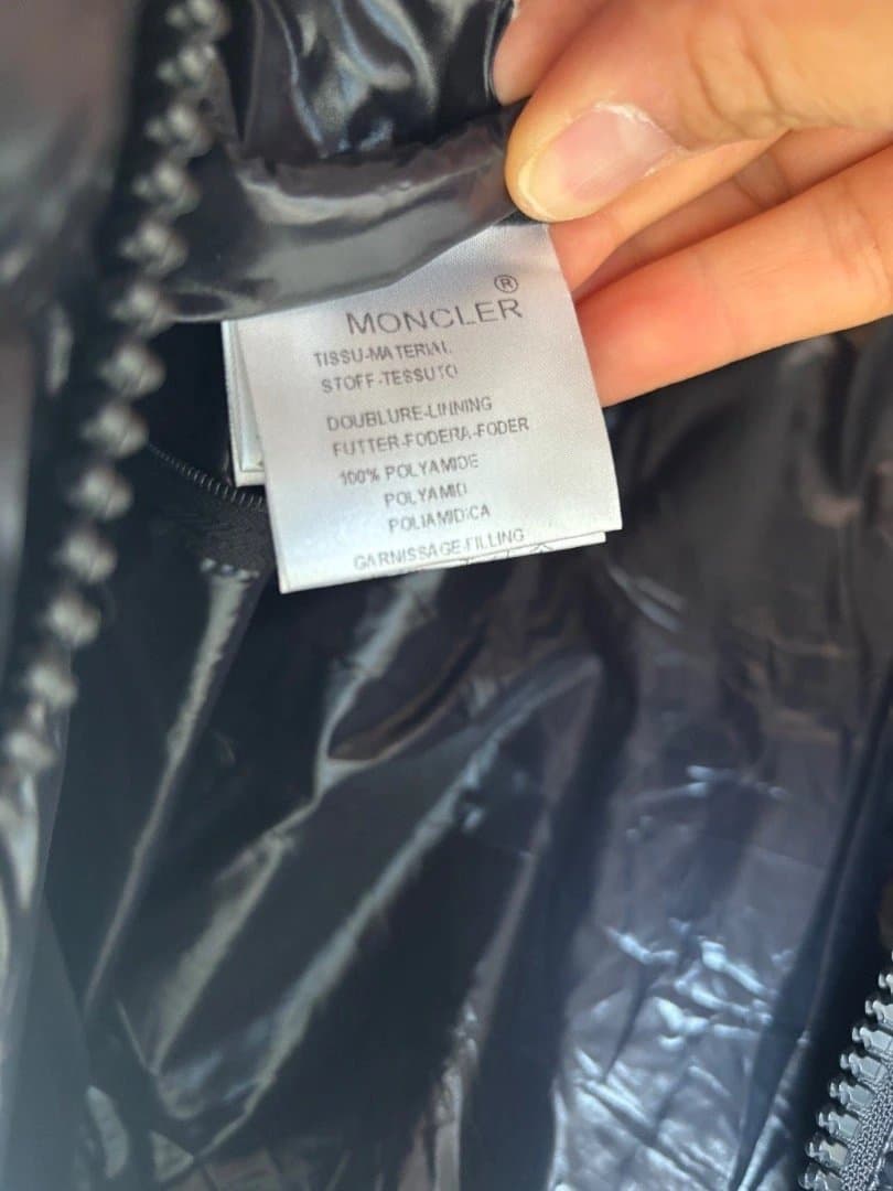 【専用】Moncler 黒 サイズ 1 ダウンベスト モンクレール TIB