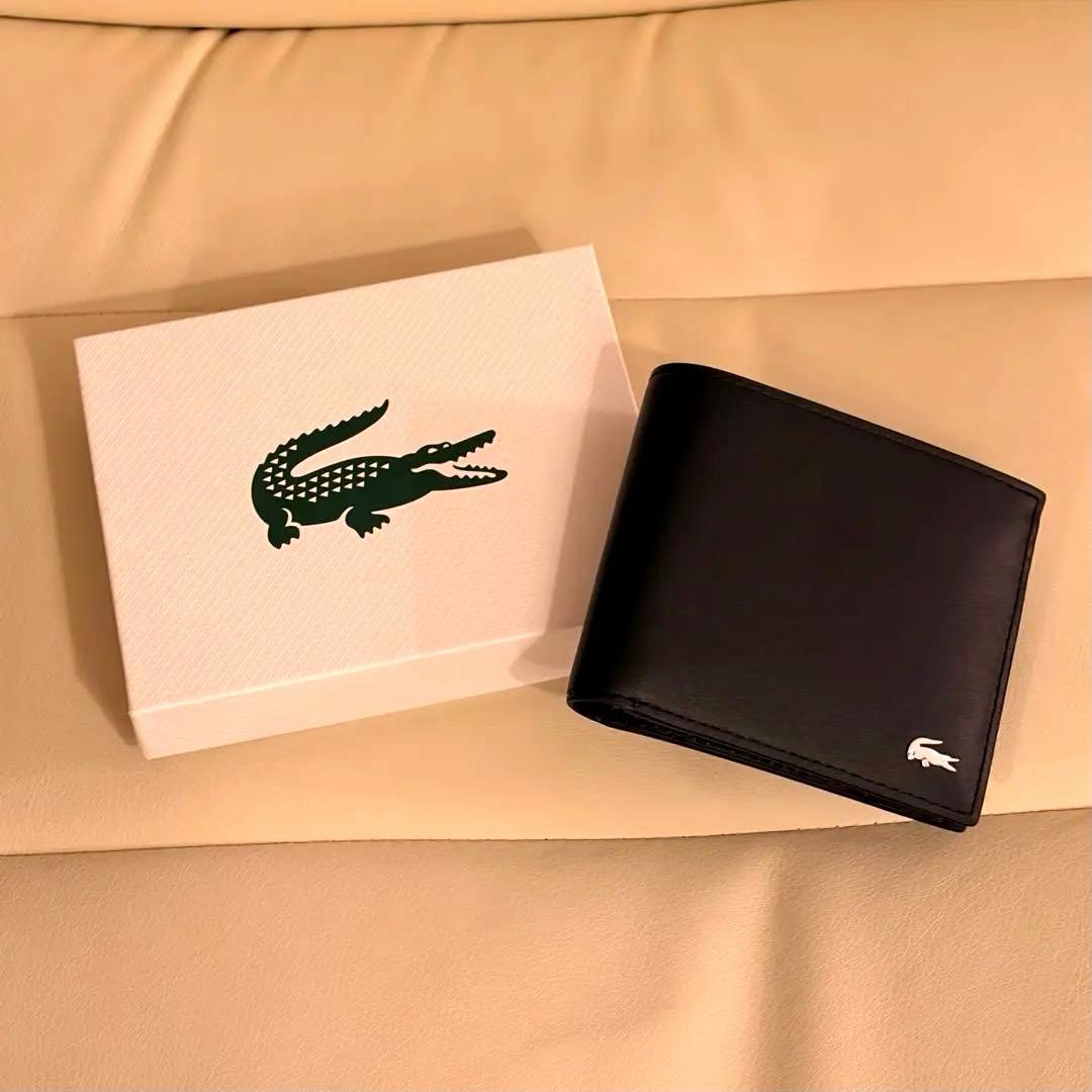 【新品】Lacoste ブラック 二つ折り財布 箱付き ラコステ 本革