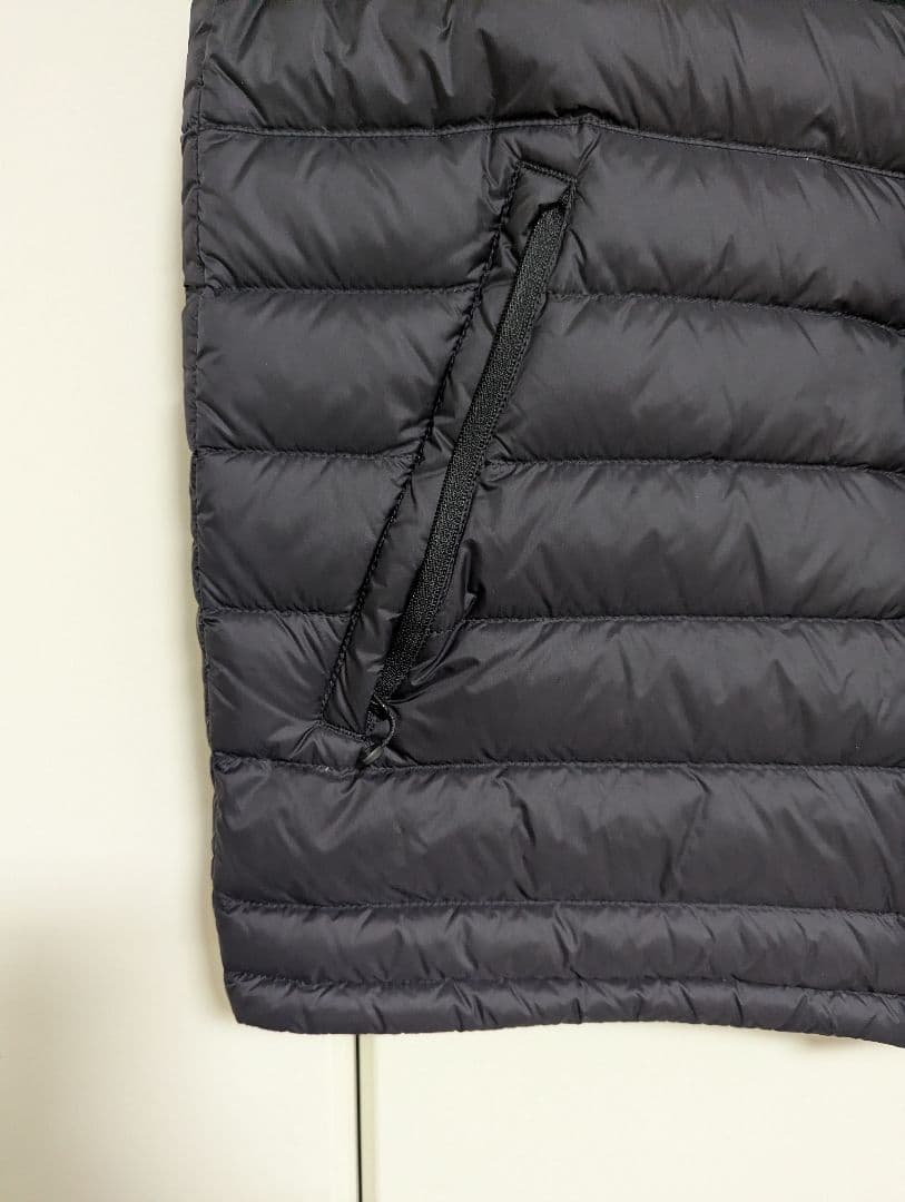 美品　DANTON ブラック ダウンベスト　40　Mサイズ