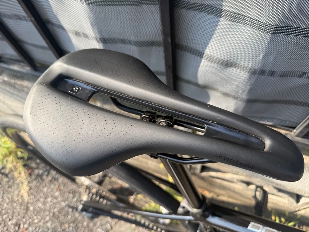 【即決のみ対応】トレック　TREK DOMANE AL4 2021