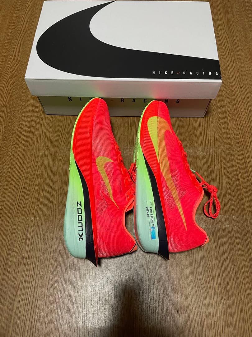 ナイキ　ヴェイパーフライ4 26.5cm