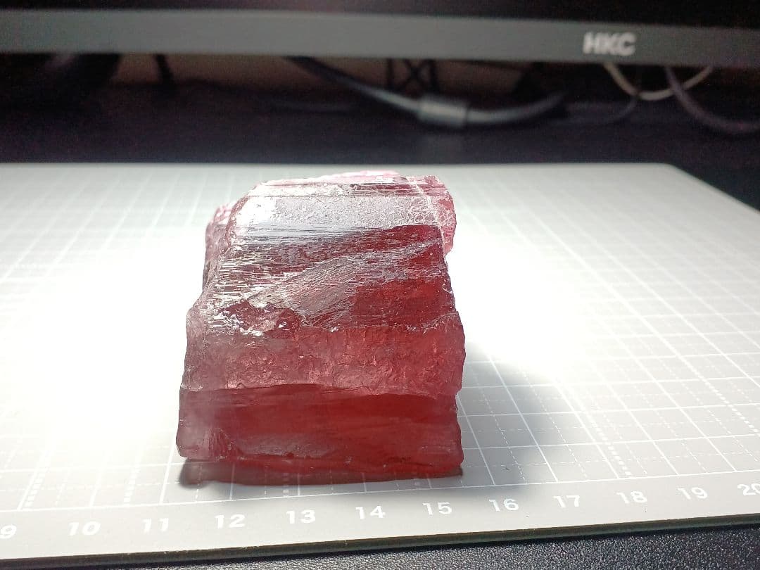ピンクトルマリン　大型結晶　215g　原石　鉱物標本