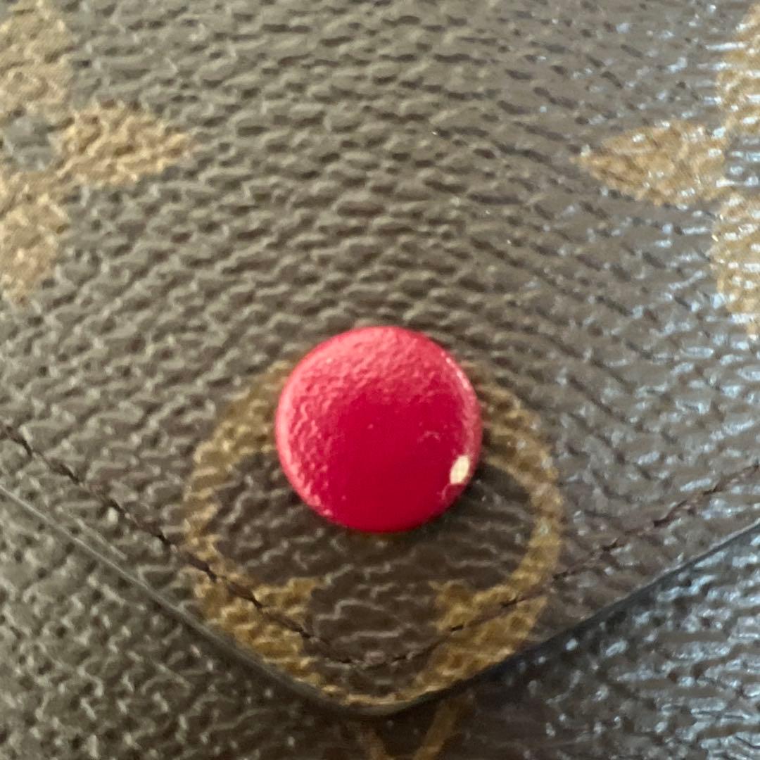 LOUIS VUITTON ポルトフォイユ・ヴィクトリーヌ　フューシャ