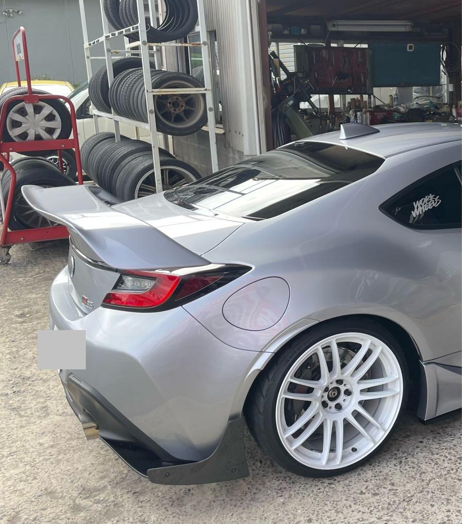 GR86 エアロ　ウイング