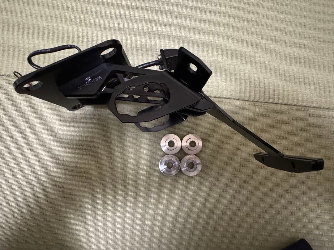 STRIKER アルミビレットフェンダーレスキットZ900RS/CAFE