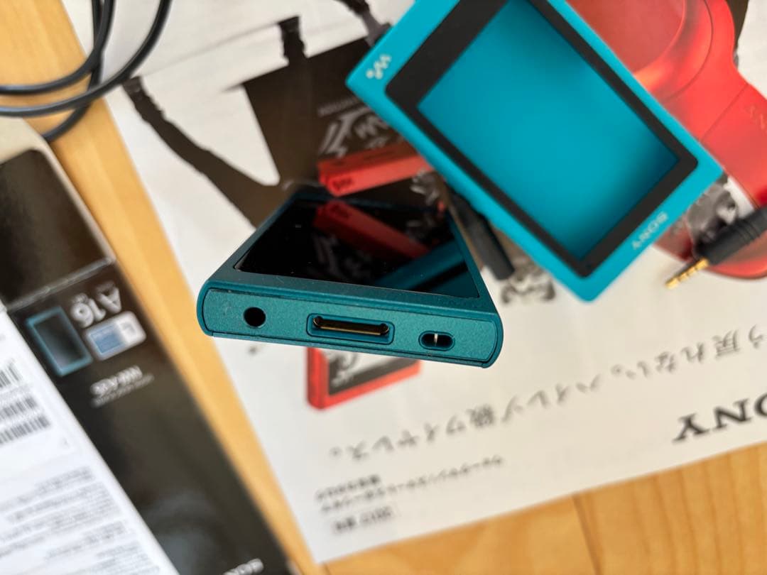 Sony WALKMAN A16 ブルー 本体と付属品