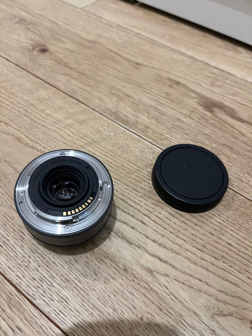 Canon 単焦点広角レンズ EF-M22mm F2 STMパンケーキレンズ