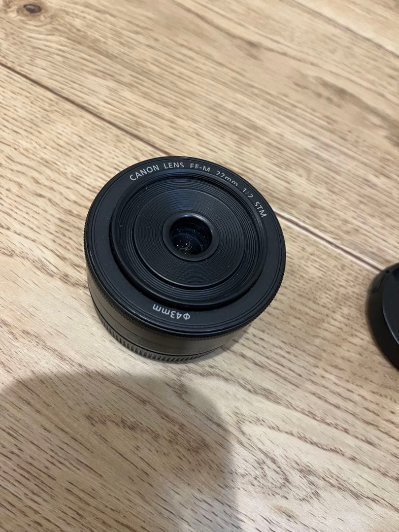 Canon 単焦点広角レンズ EF-M22mm F2 STMパンケーキレンズ