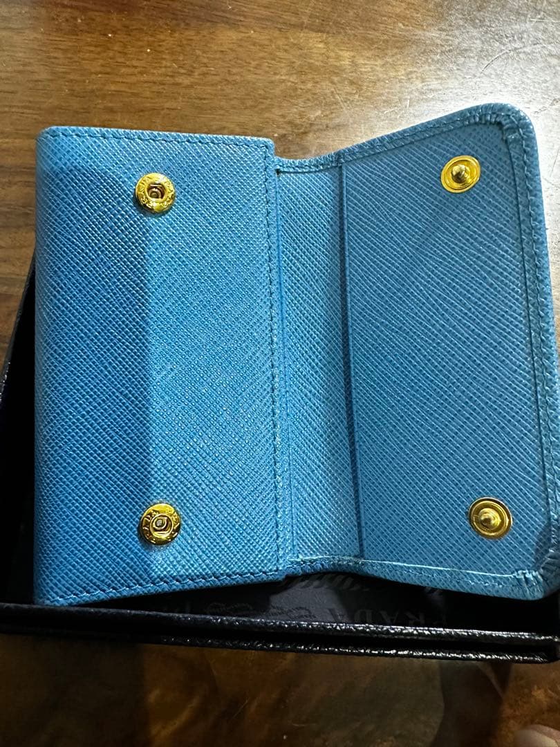 PRADA キーケース　限界値下げ中