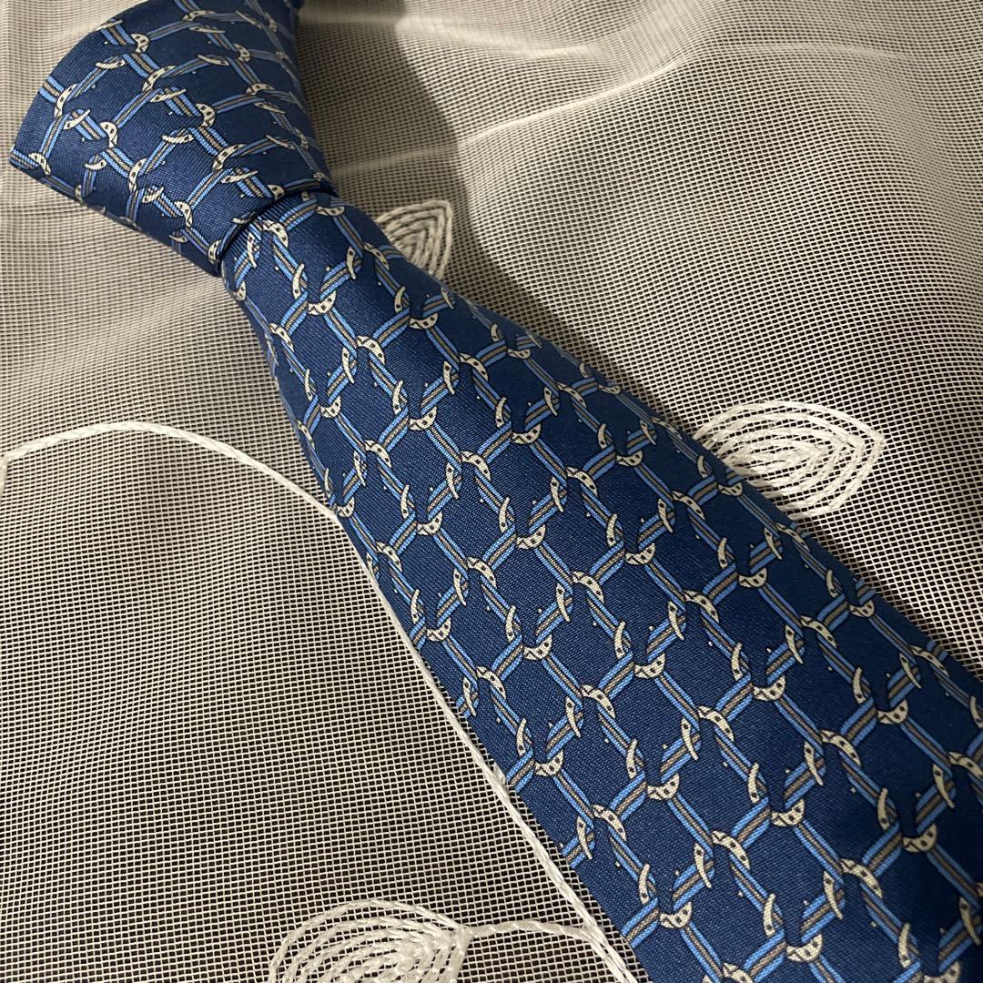 新品未使用 HERMES ネクタイ ネイビーブルー シルク100% チェーン