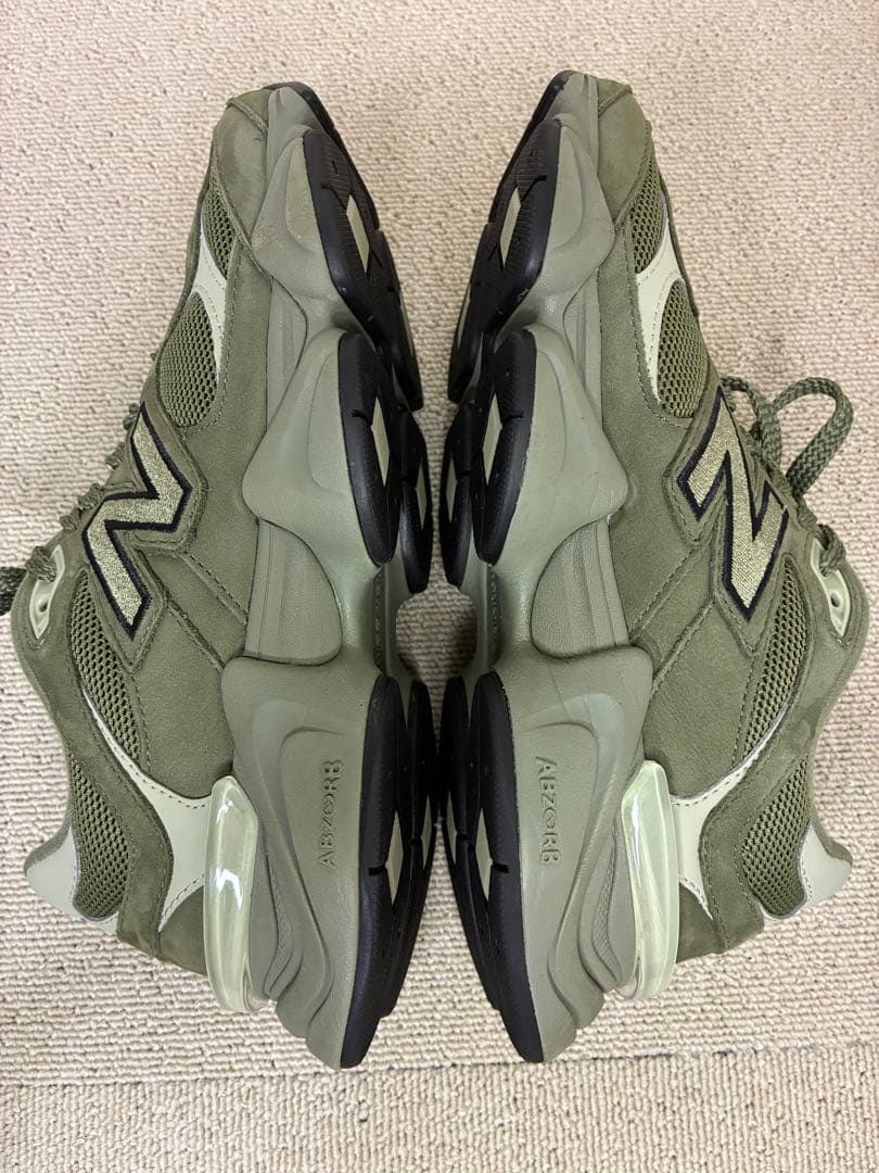 【極美品】ニューバランス9060 U9060ZGD 24.5cm ダークオリビン