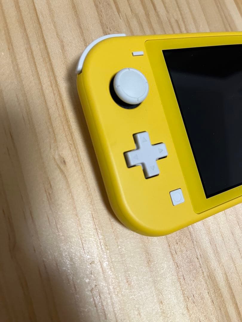 Nintendo Switch Lite イエロー【美品】