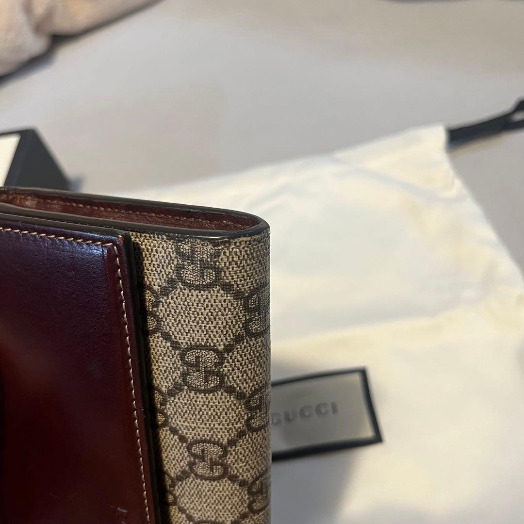 GUCCI 二つ折り財布　売り切りのためご希望金額でお譲り！コメントください