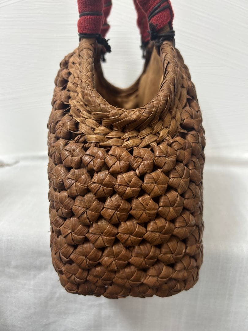 ST-128 山葡萄　つる　かごバッグ 山ブドウ　蔓