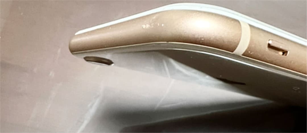 iPhone8  64GB   バッテリー100  ゴールド