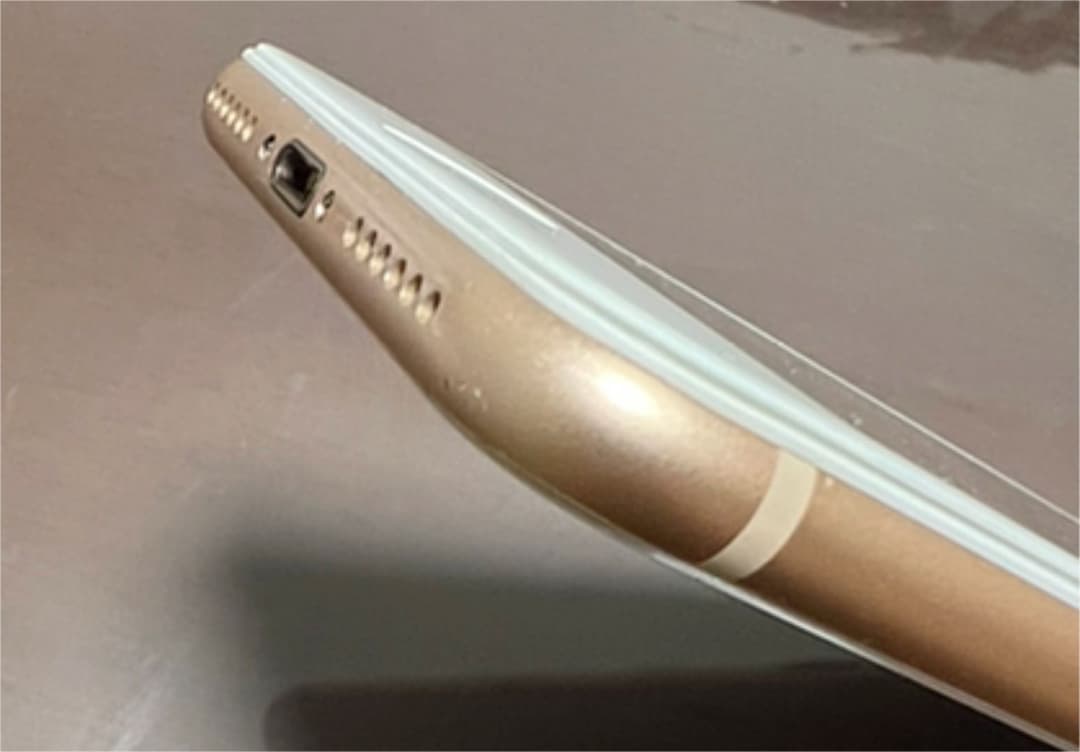 iPhone8  64GB   バッテリー100  ゴールド