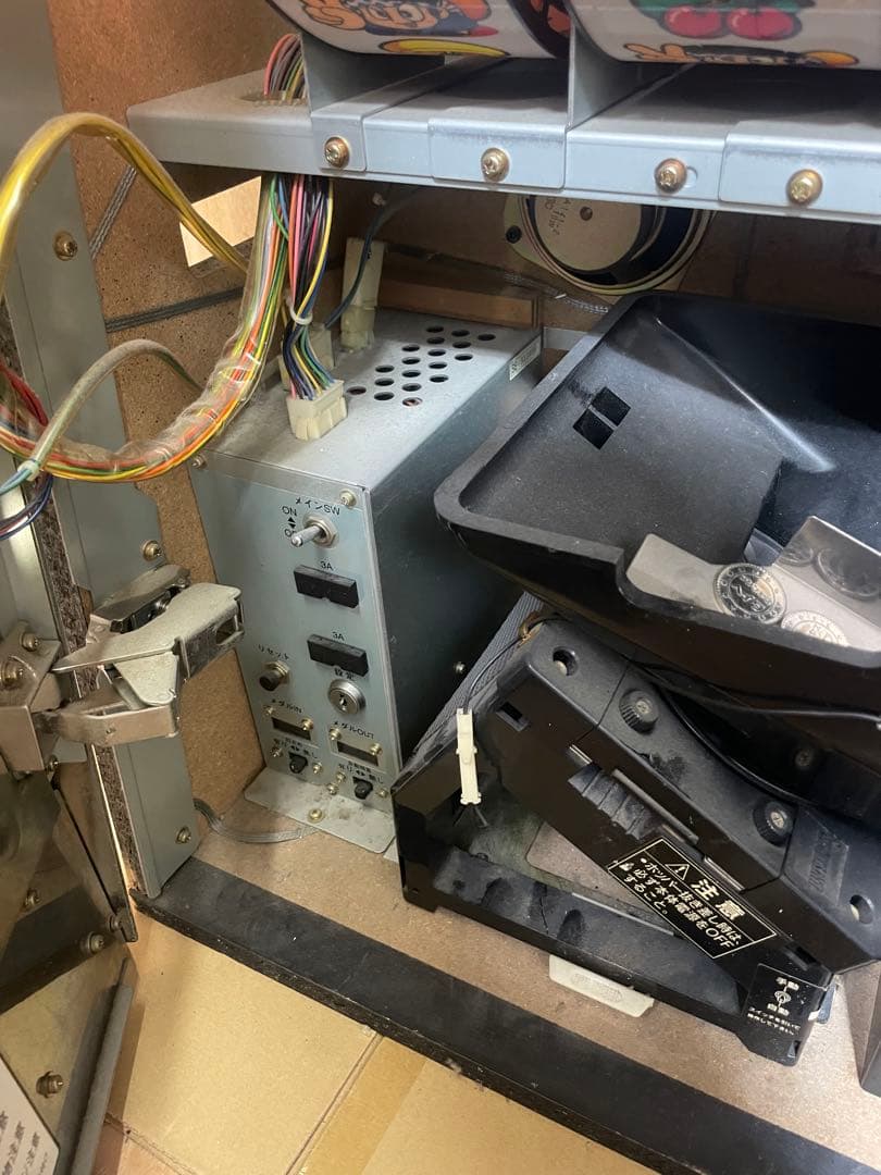 ⚠︎説明文必読⚠︎ パチスロ　初代 花火 (4号機)　実機+鍵等付属品