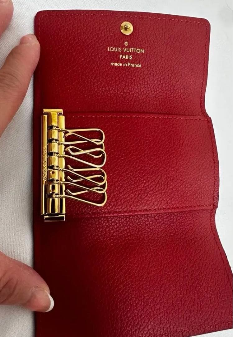 ルイヴィトン　LOUIS VUITTON 赤　キーケース　６連　箱付き　レッド