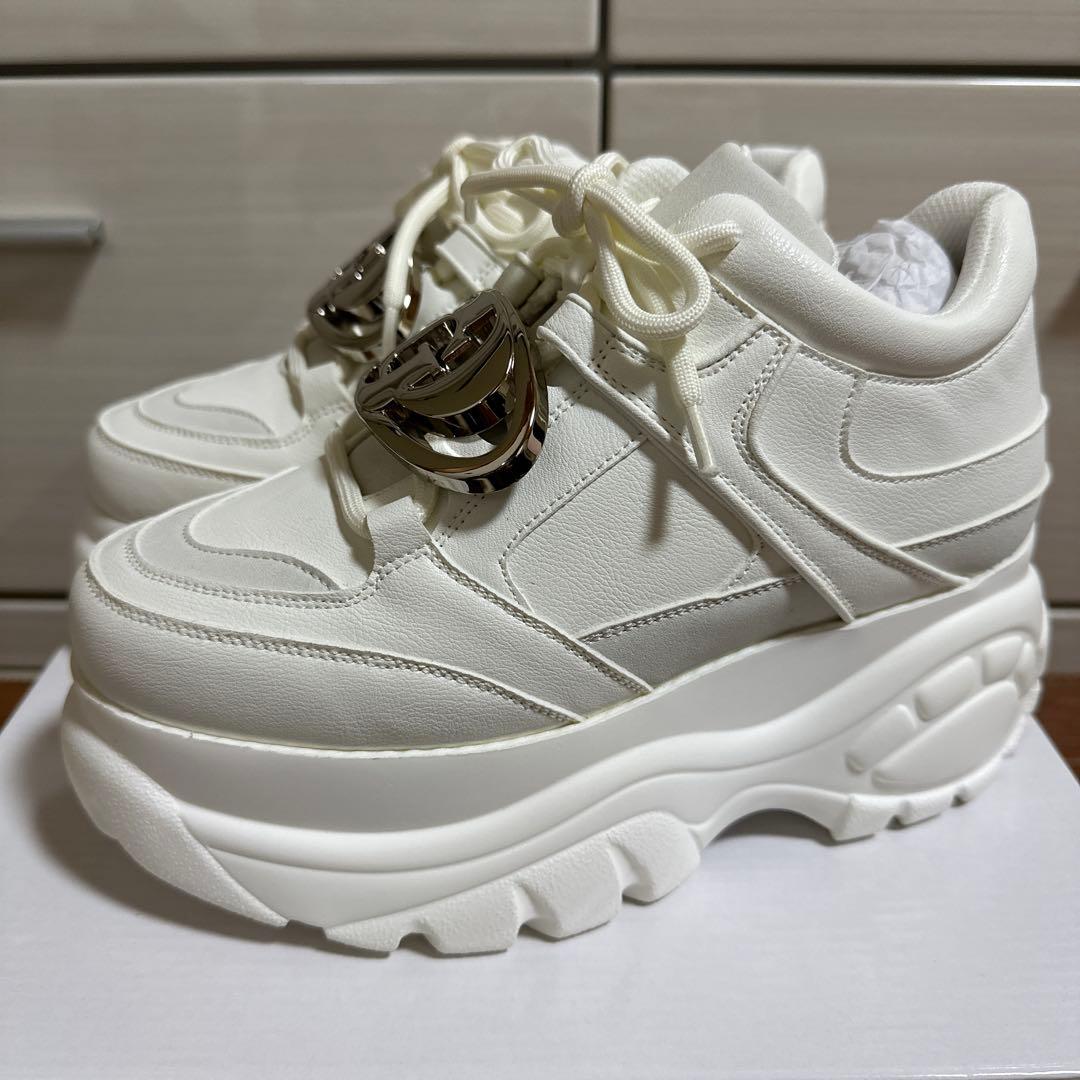 新品未使用★GYDA★GD thick soledスニーカー★ダッドソール★白M