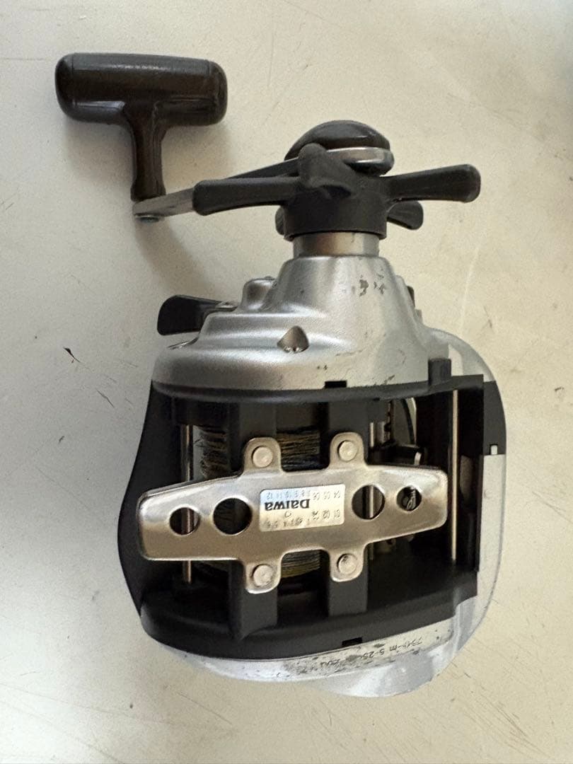 shimano シマノ3000H / daiwa ダイワ　400W ジャンク