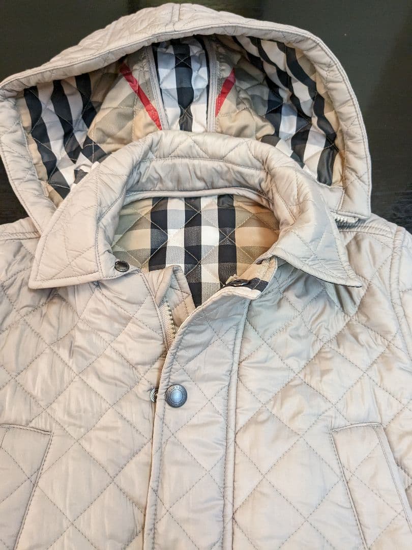Burberry バーバリー 子供服　アウター　10Y―140