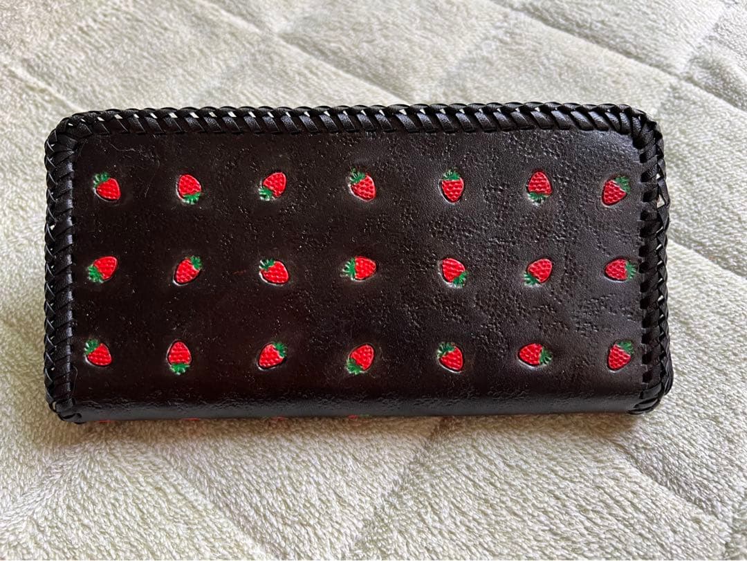 ハンドメイド本牛革多機能長財布（いちご柄）