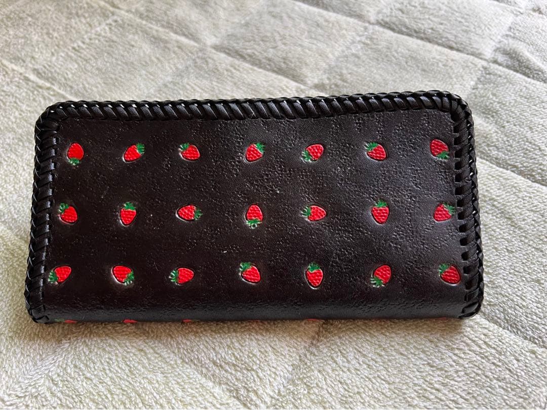 ハンドメイド本牛革多機能長財布（いちご柄）