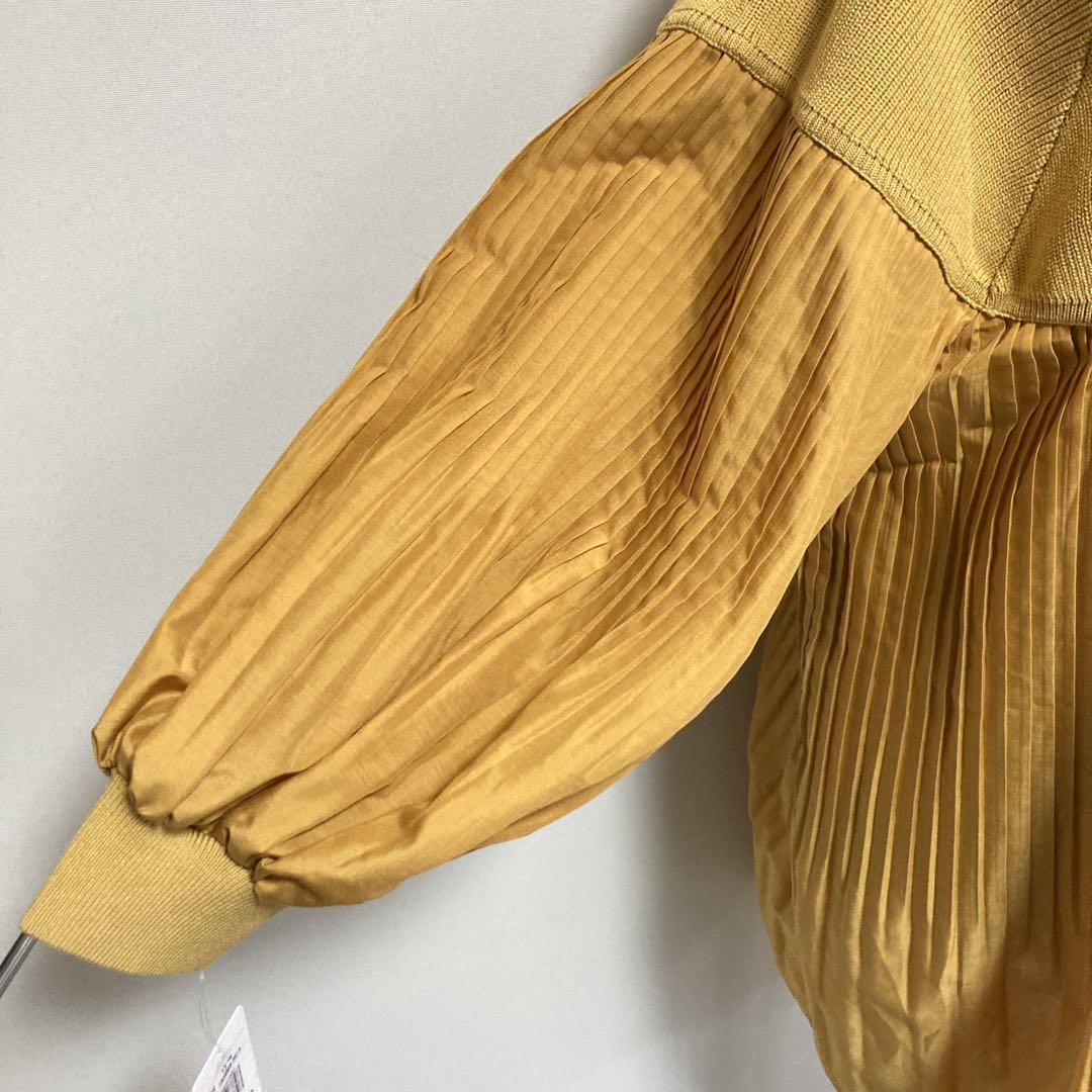 【未使用タグ付き】レリアン　近年タグ　長袖ニット　切り替え　プリーツ　イエロー