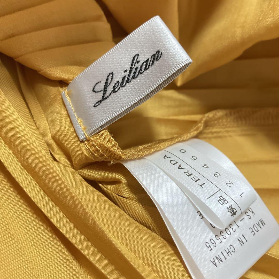 【未使用タグ付き】レリアン　近年タグ　長袖ニット　切り替え　プリーツ　イエロー
