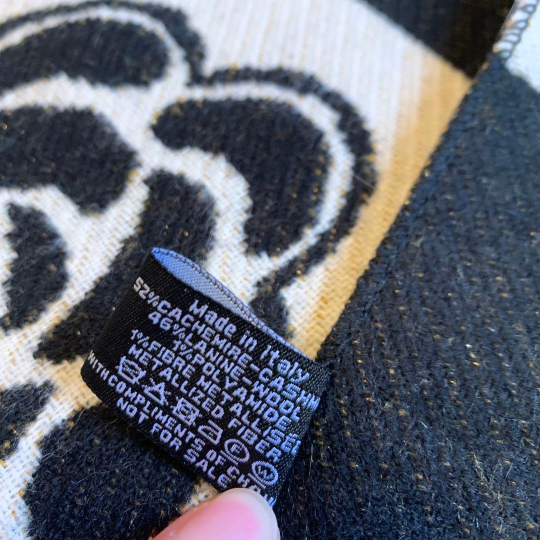 CHANELノベルティマフラー