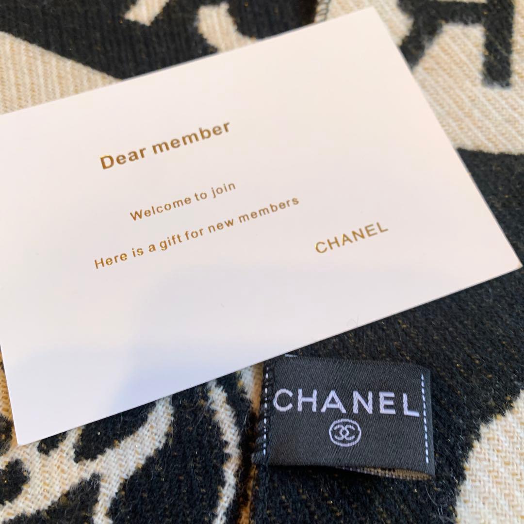 CHANELノベルティマフラー