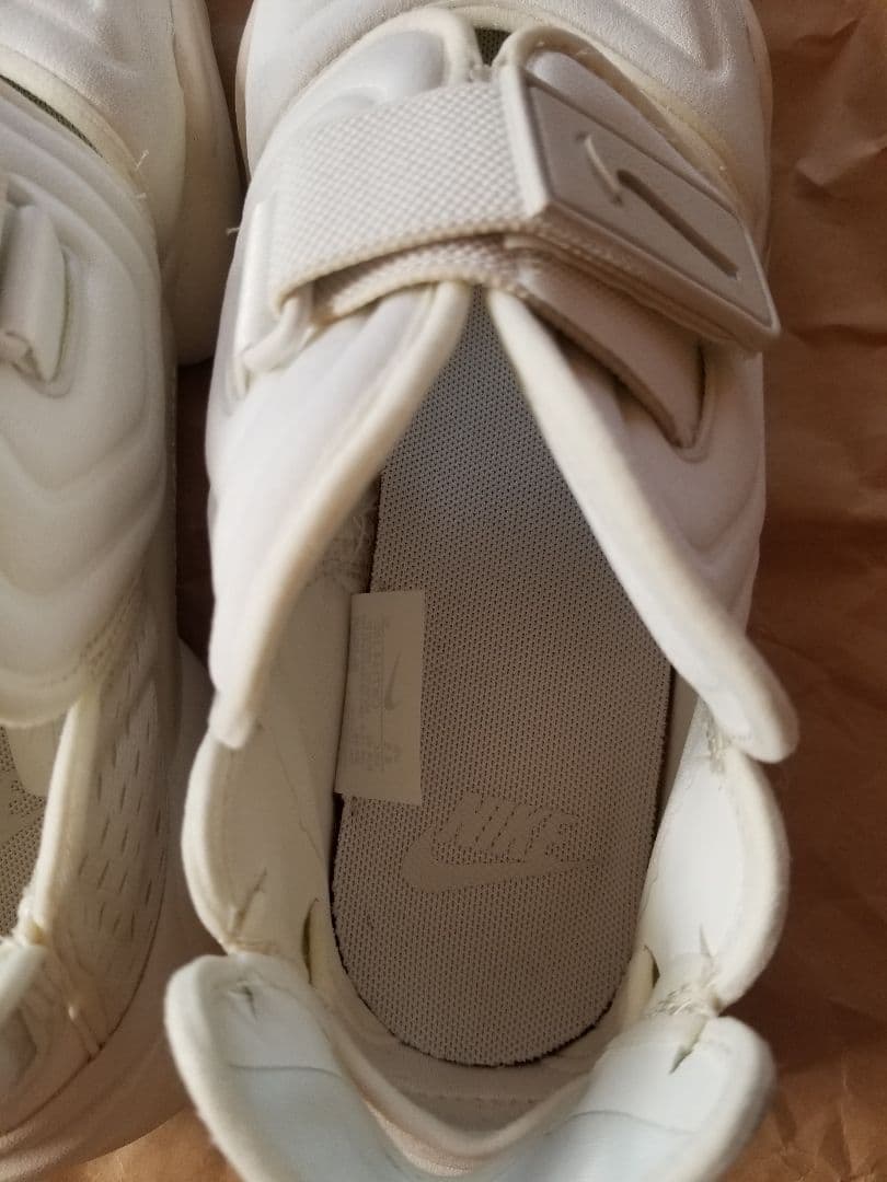 NIKE　アクアリフト