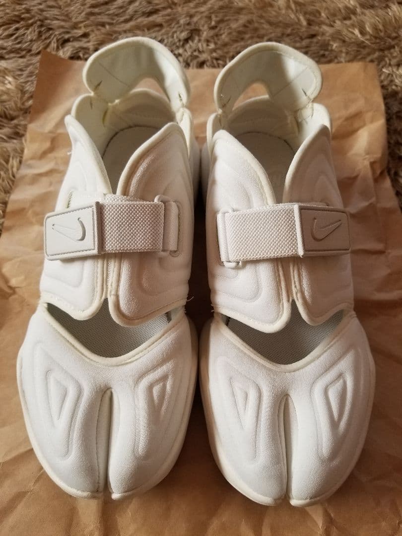 NIKE　アクアリフト