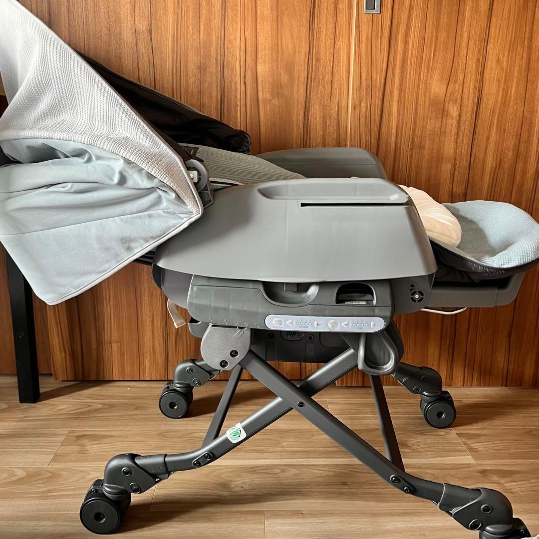 コンビホワイトレーベルネムリラAUTO SWING BEDi Long