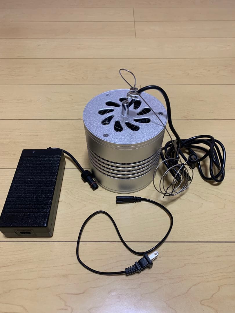 ライト・照明器具 WEEK AQUA T series RGB+UV 4in1