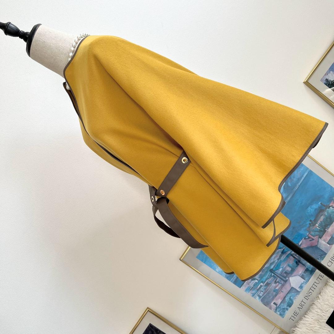 v*e様 ★LOROPIANA★美品★カシミヤ100★羊革ベルト★ケープ★コート