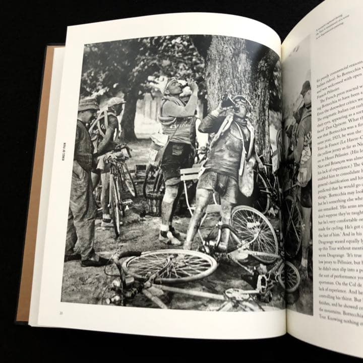 ラファ（Rapha）創業10周年記念 写真集「Kings of Pain」