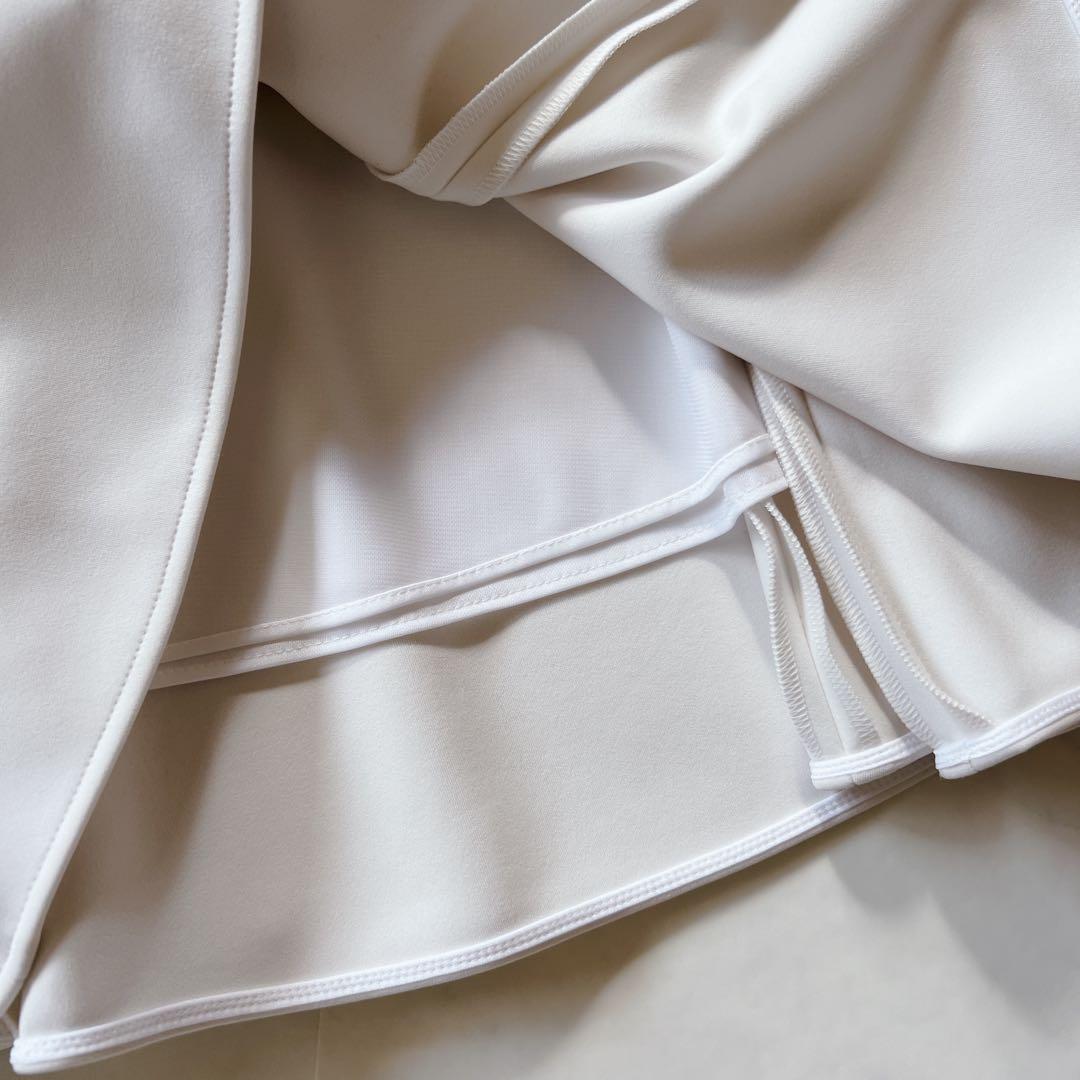 【新品タグ付】フォクシーニューヨーク　セレステスカート　白　2024年製　38