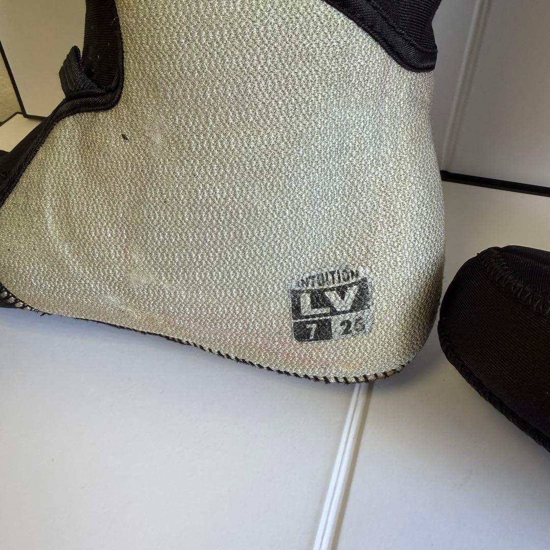 サーモインナー　INTUITION HD RACE 25