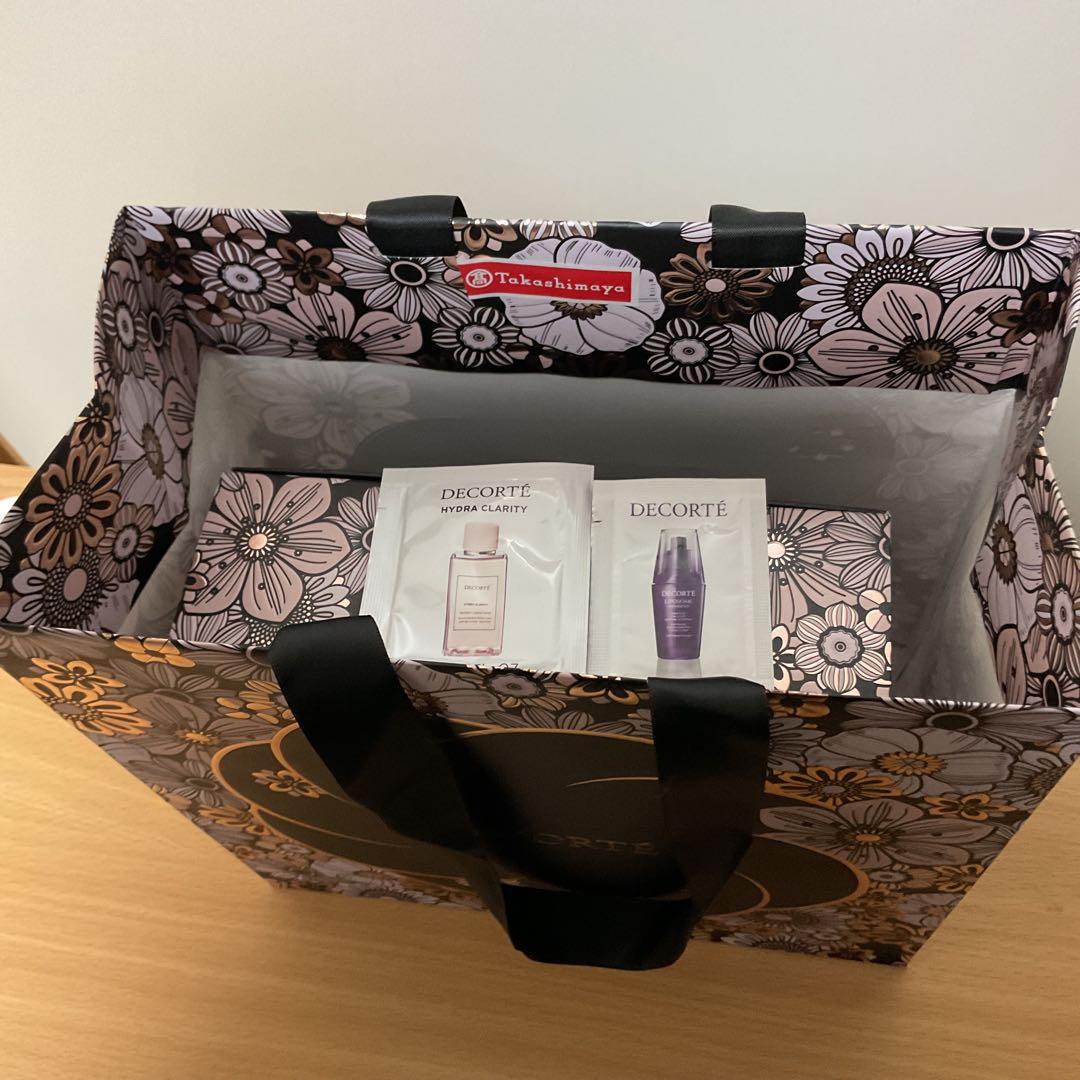 リップ無し　おまけ付　コスメデコルテ　クリスマスコフレ2025