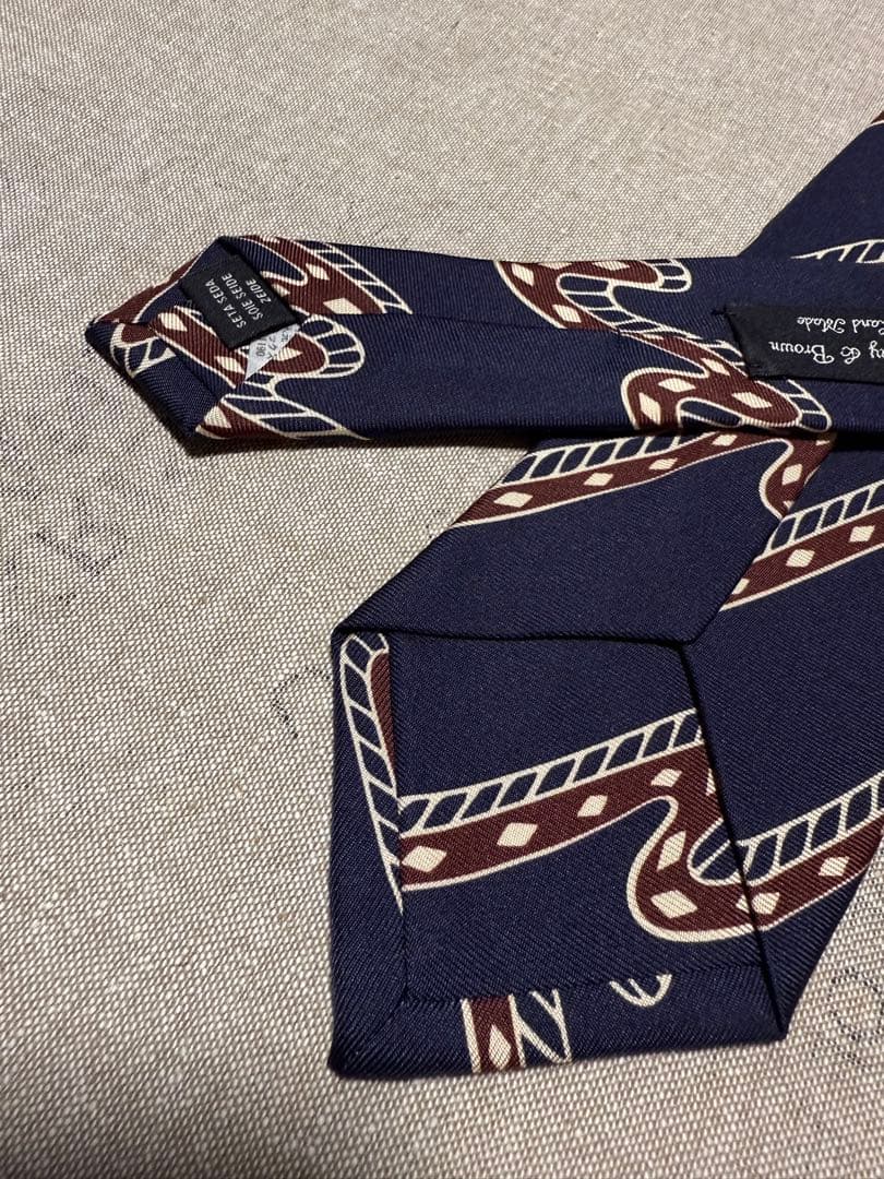 【新品】Holliday & Brown／アーカイブプリント／WAVE／ネイビー