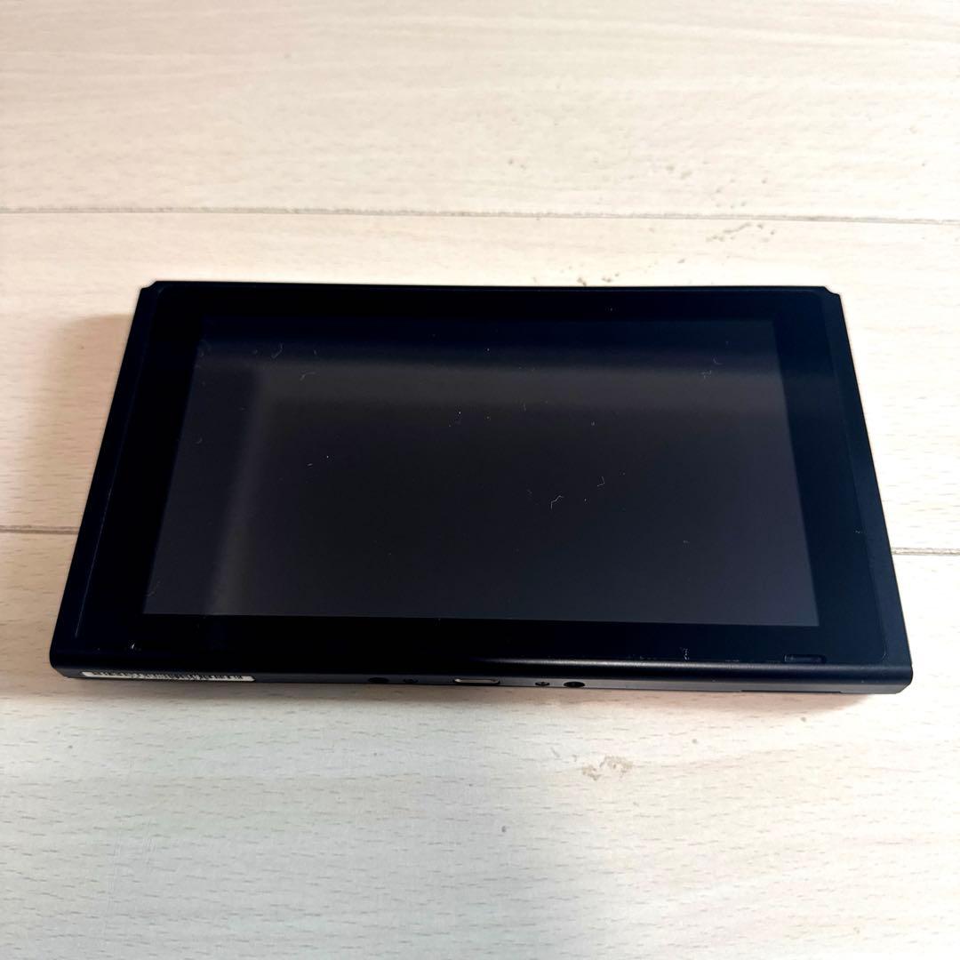 【美品】 Nintendo Switch 本体のみ ロトエディション