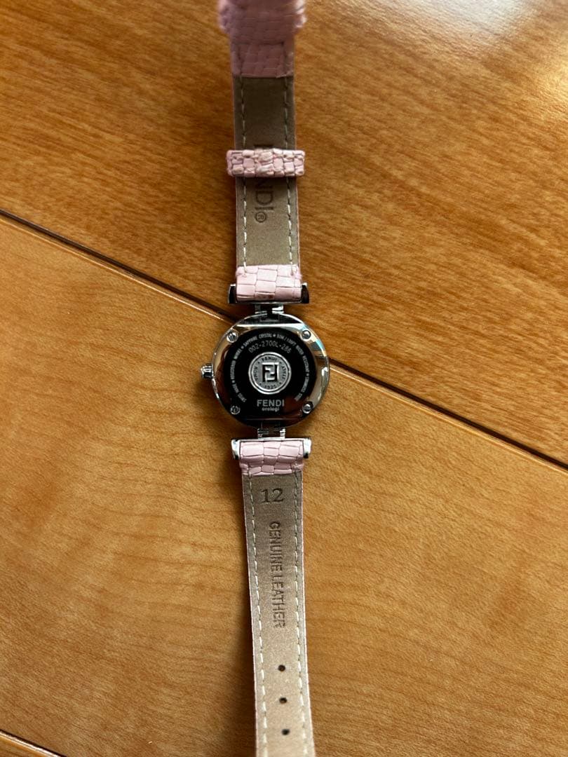 Lily0320V 様FENDI 2700L ピンク クロコダイルレザー 腕時計